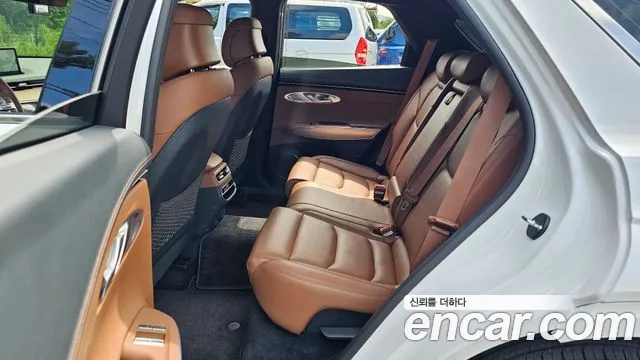 Genesis GV70 2.5T Бензин AWD — Фото автомобиля 2