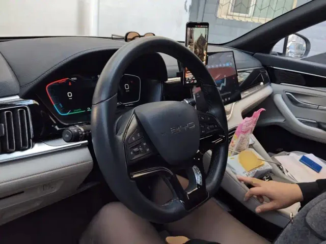 BYD Song PLUS — Фото автомобиля 6