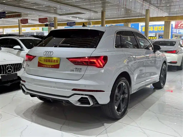Audi Q3 — Фото автомобиля 6