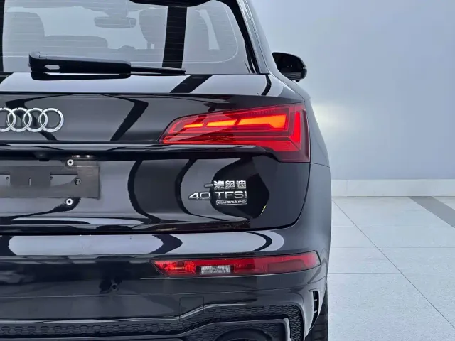 Audi Q5L — Фото автомобиля 4