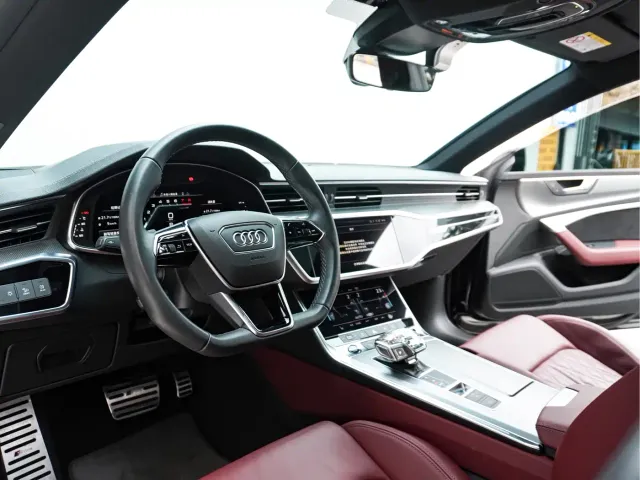 Audi A7L — Фото автомобиля 11