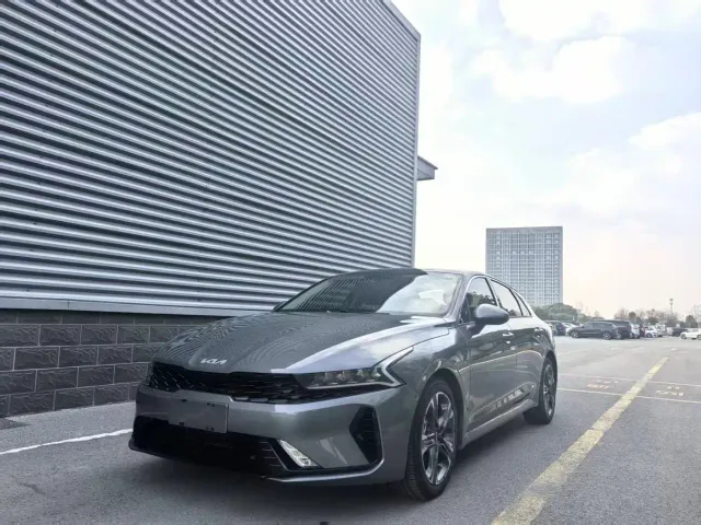 Фотография автомобиля — Kia K5