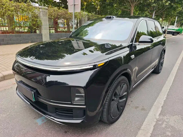 Фотография автомобиля — Li Auto L9