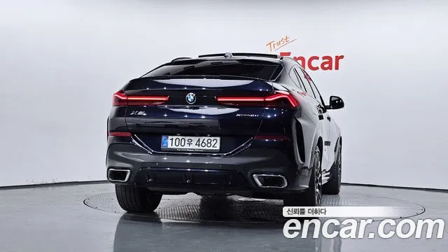 BMW X6 xDrive40i M Sport — Фото автомобиля 4