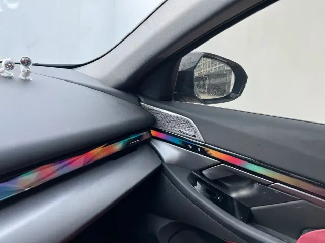 BMW 5 Series — Фото автомобиля 12