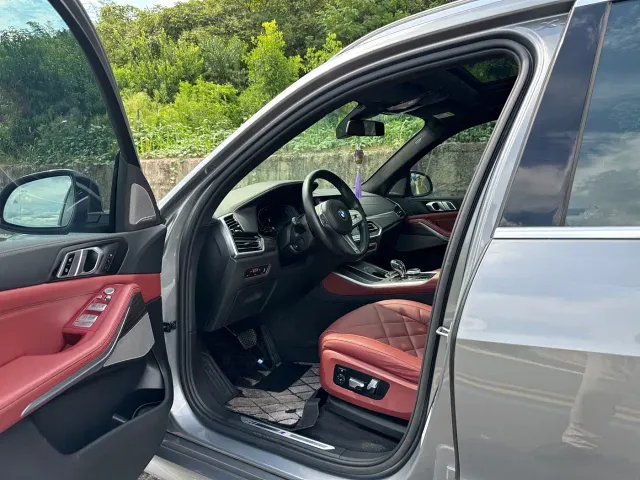 BMW X5 — Фото автомобиля 5