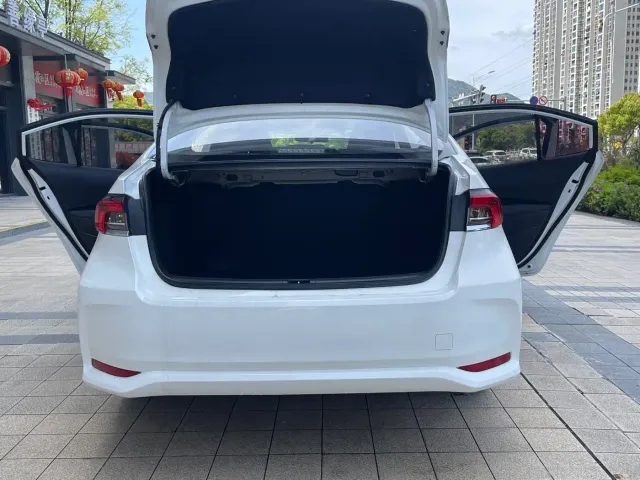 Toyota Corolla 2023 1.2T Pioneer Edition — Фото автомобиля 14