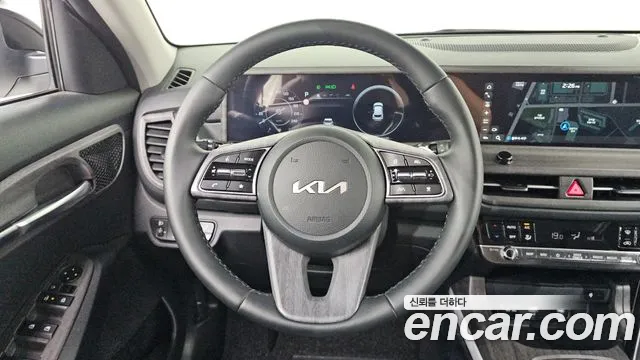 Kia Seltos Новый Seltos Бензин 1.6 Turbo 4WD — Фото автомобиля 11