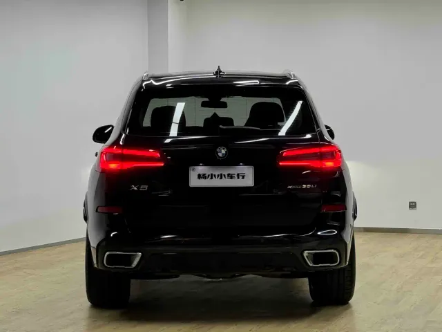 BMW X5 — Фото автомобиля 29