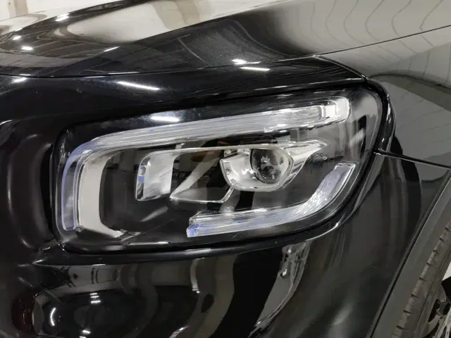 Mercedes-Benz GLB-Class — Фото автомобиля 7