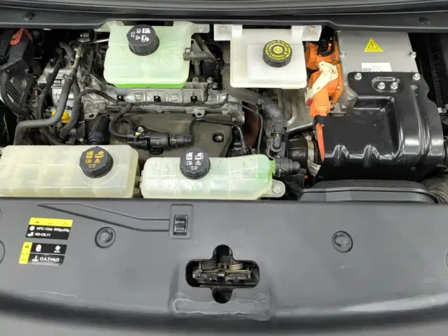 GAC Trumpchi E8 — Фото автомобиля 10