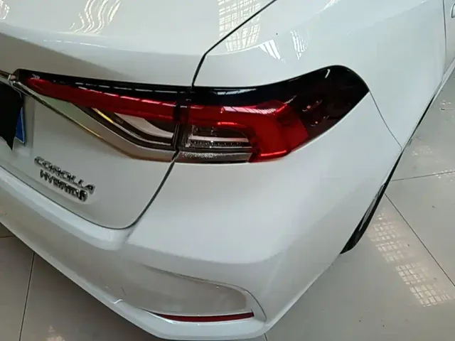 Toyota Corolla — Фото автомобиля 7
