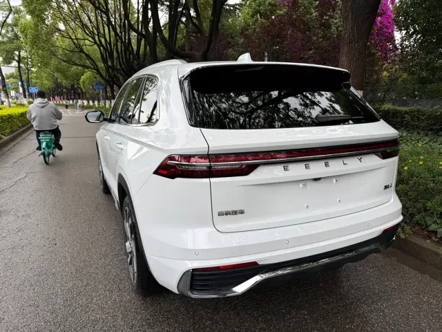 Geely Xingyue L — Фото автомобиля 16