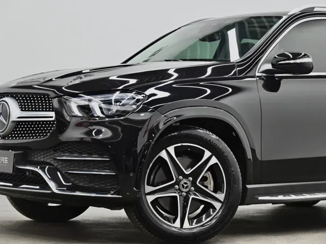Mercedes-Benz GLE-Class — Фото автомобиля 27