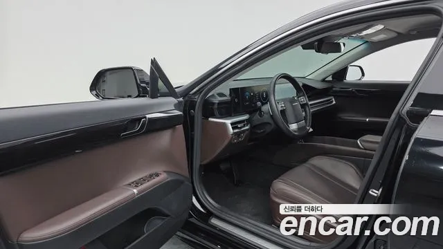 Hyundai Grandeur GN7 — Фото автомобиля 10