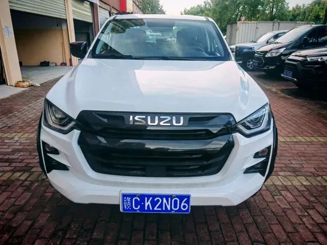 Isuzu D-MAX — Фото автомобиля 2