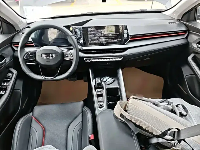 Geely Binrui — Фото автомобиля 5