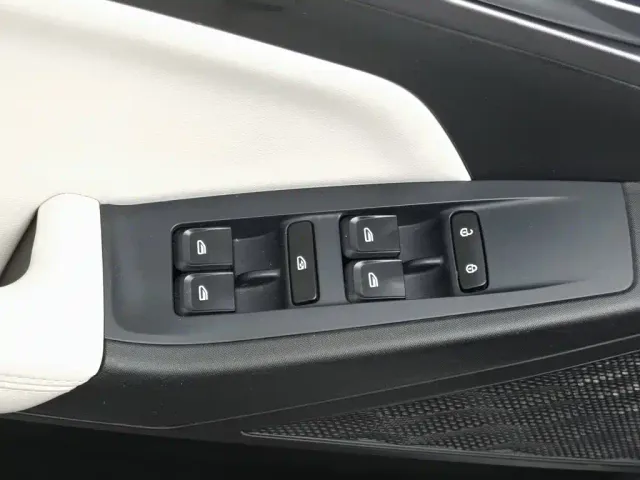 Geely Geometry E Firefly — Фото автомобиля 9