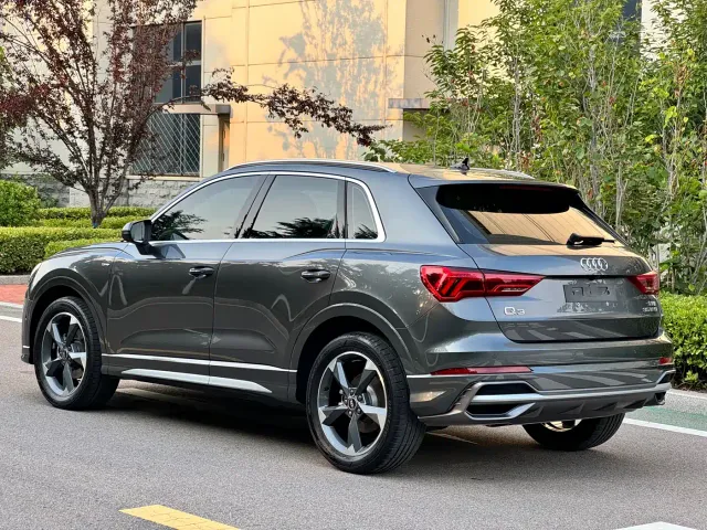 Audi Q3 — Фото автомобиля 4