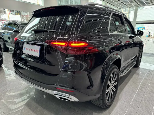 Mercedes-Benz GLE-Class — Фото автомобиля 16