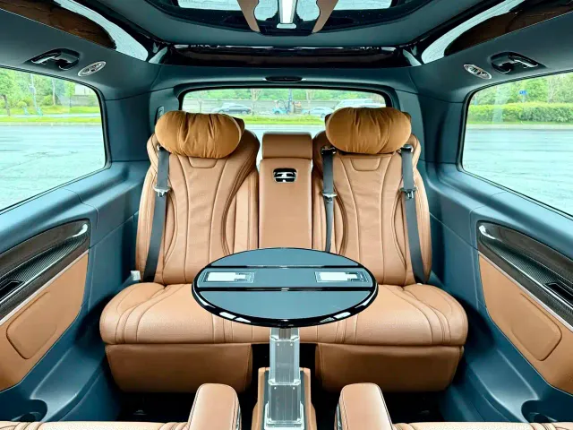 Mercedes-Benz V-Class — Фото автомобиля 16
