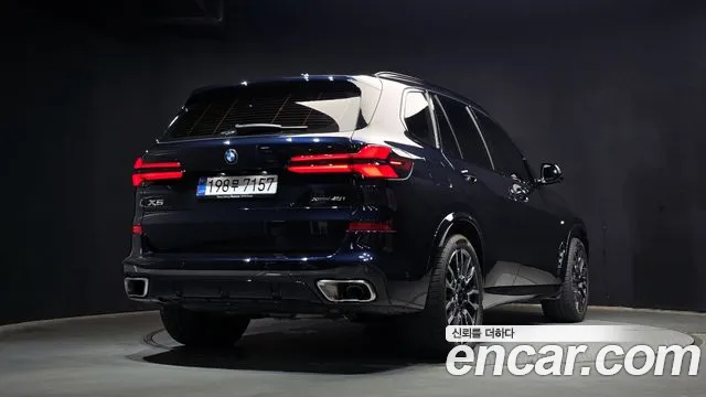 BMW X5 xDrive 40i M Sport — Фото автомобиля 2