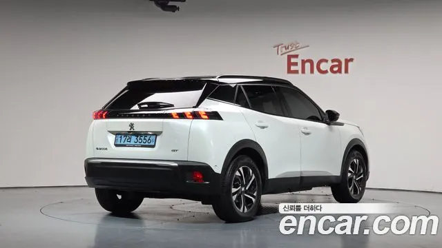 Фотография автомобиля — Peugeot 2008 Generation 2