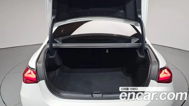 Mercedes-Benz E-Class W214 — Фото автомобиля 26