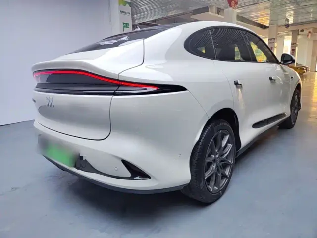 IM Motors LS6 — Фото автомобиля 6