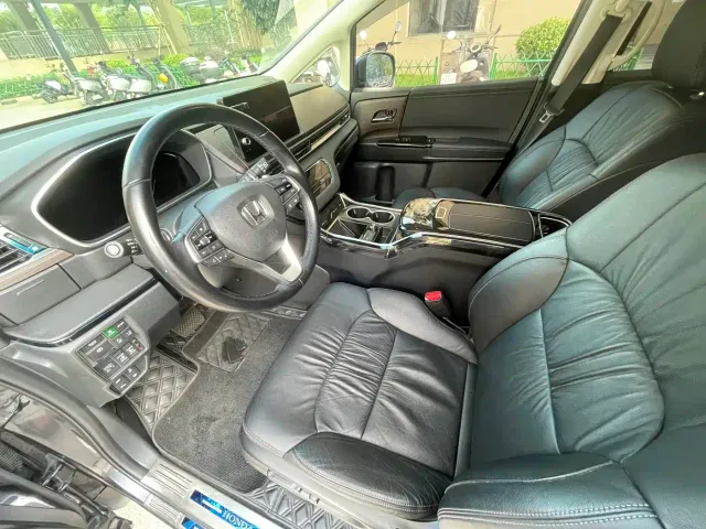 Honda Odyssey — Фото автомобиля 7