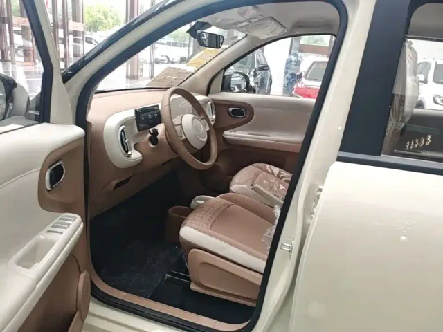 Wuling Hongguang Mini EV — Фото автомобиля 15