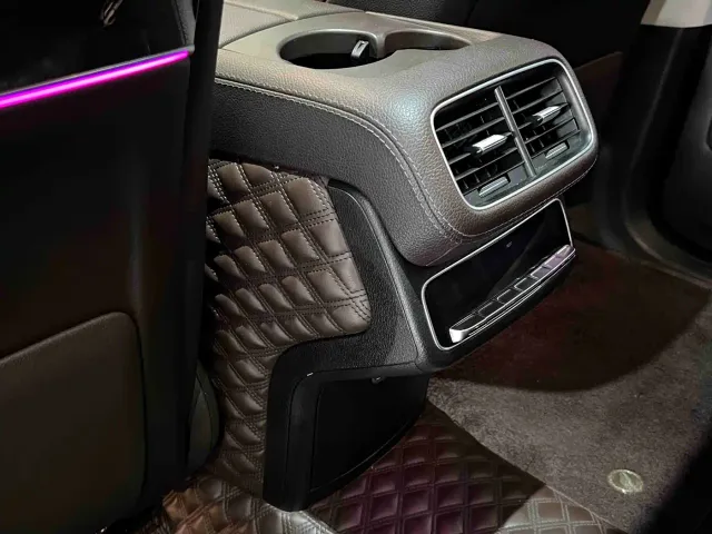 Mercedes-Benz GLS-Class — Фото автомобиля 26