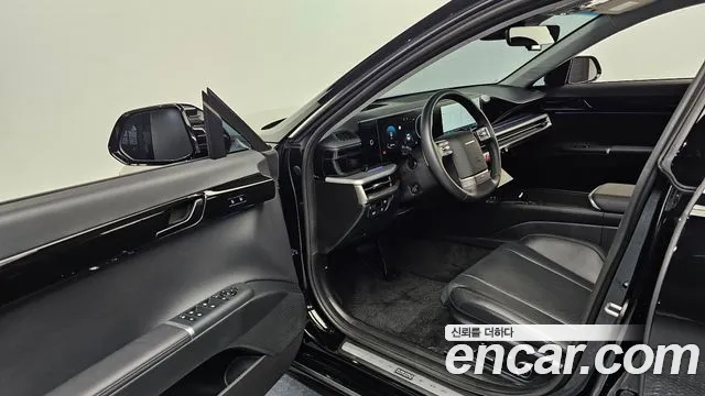 Hyundai Grandeur GN7 — Фото автомобиля 10