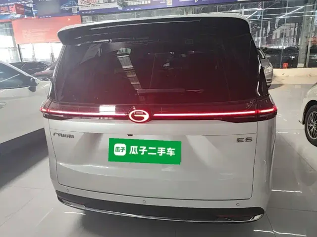 GAC Trumpchi E8 — Фото автомобиля 5