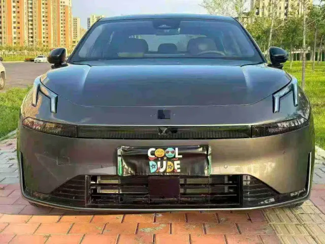 Lynk & Co 07 EM-P — Фото автомобиля 2