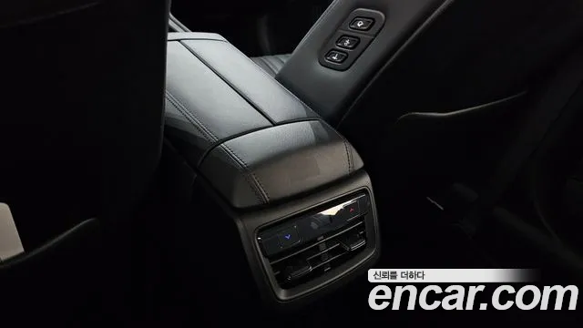 Kia K8 The New K8 2.5 Бензин 2WD — Фото автомобиля 18