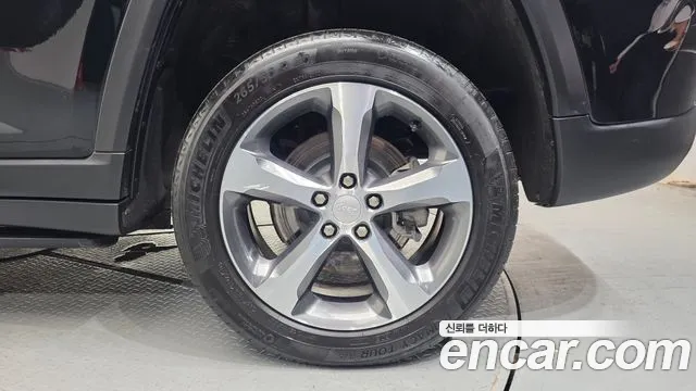 Jeep Cherokee Grand Cherokee(WL) 3.6 Limited — Фото автомобиля 21