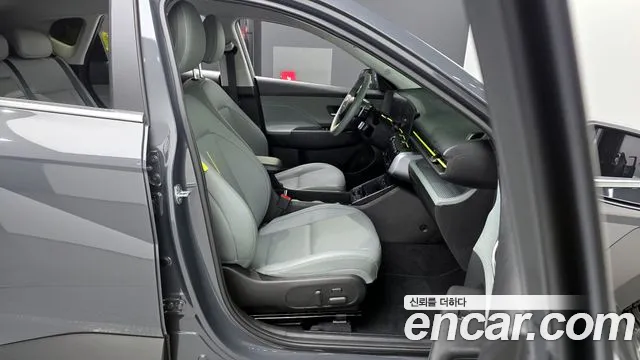 Hyundai Kona Kona (SX2) Бензин 1.6 Turbo 4WD — Фото автомобиля 11