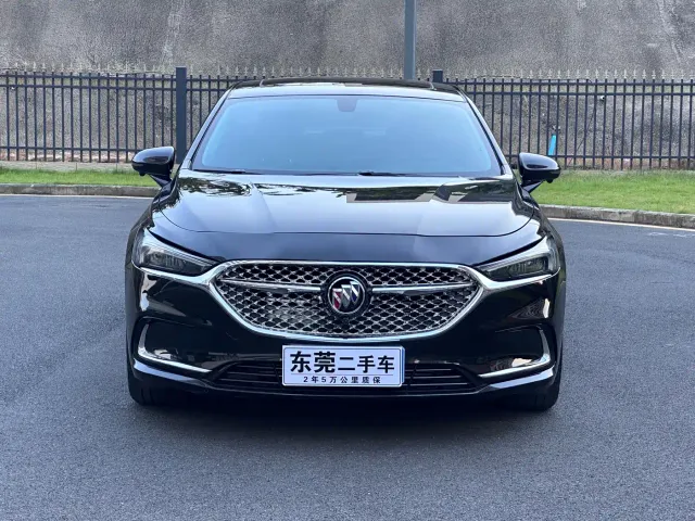 Buick LaCrosse — Фото автомобиля 3