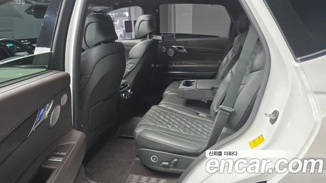 Genesis GV80 — Фото автомобиля 12