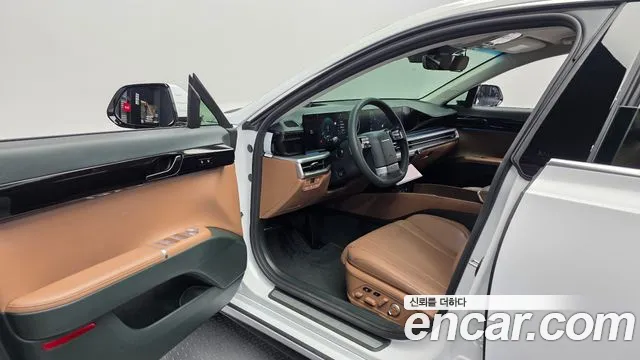 Hyundai Grandeur GN7 — Фото автомобиля 15