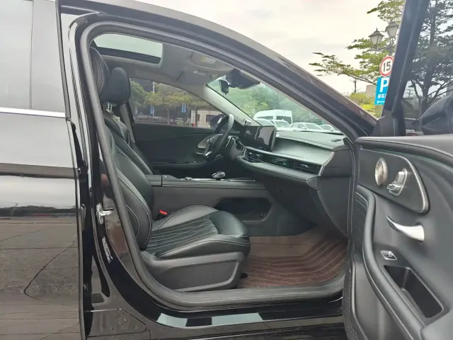 Chery Arrizo 8 — Фото автомобиля 7