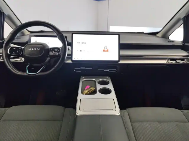 GAC Aion Y — Фото автомобиля 12
