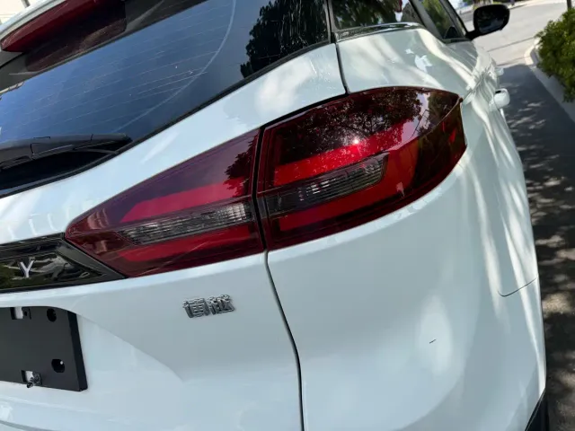 Geely Boyue — Фото автомобиля 14
