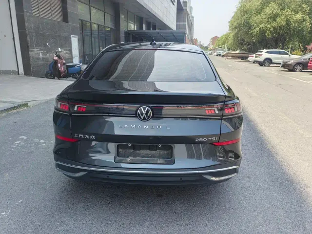 Volkswagen Lamando — Фото автомобиля 5