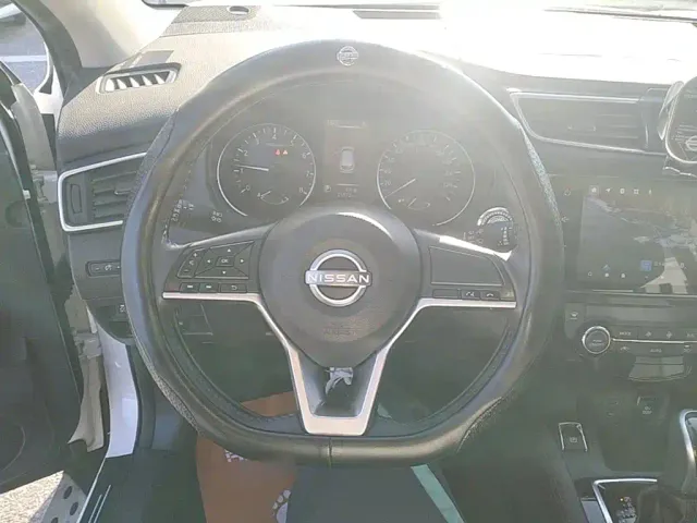 Nissan Qashqai — Фото автомобиля 10