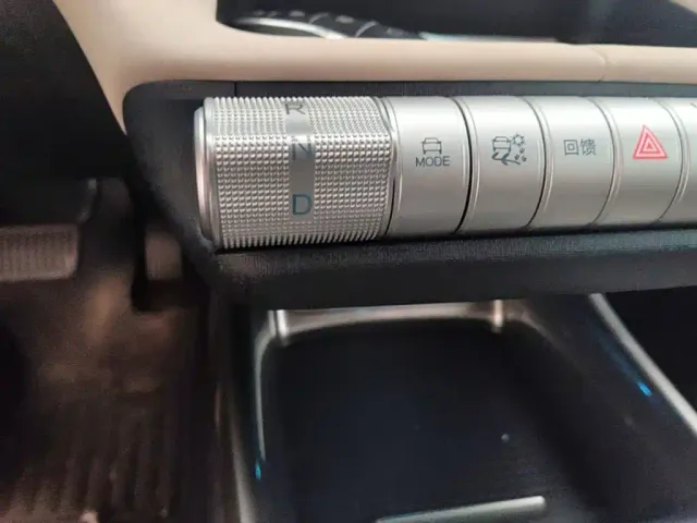 BYD Dolphin — Фото автомобиля 13