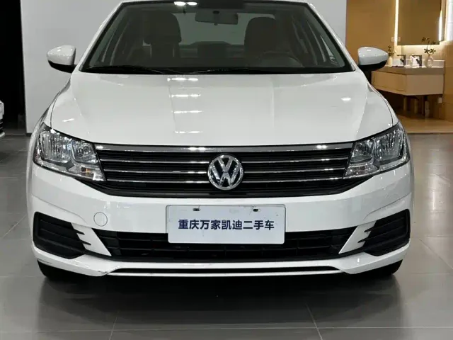 Volkswagen Lavida — Фото автомобиля 18