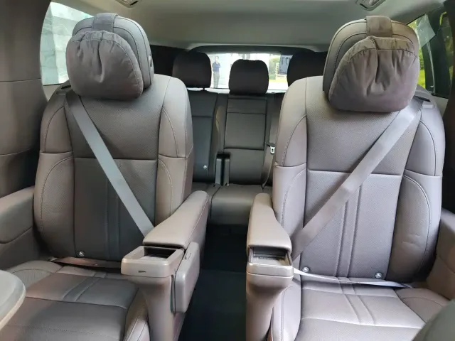 Li Auto MEGA — Фото автомобиля 19