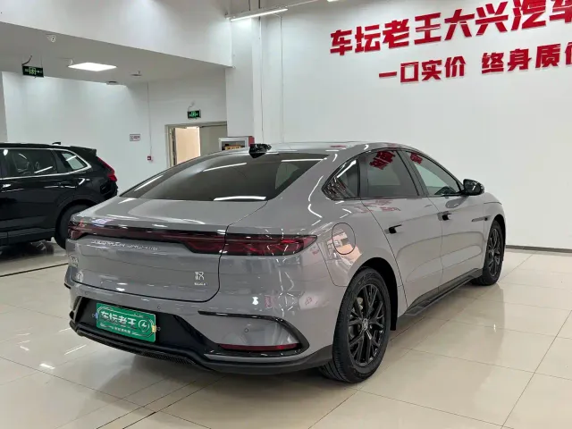 BYD Han — Фото автомобиля 15